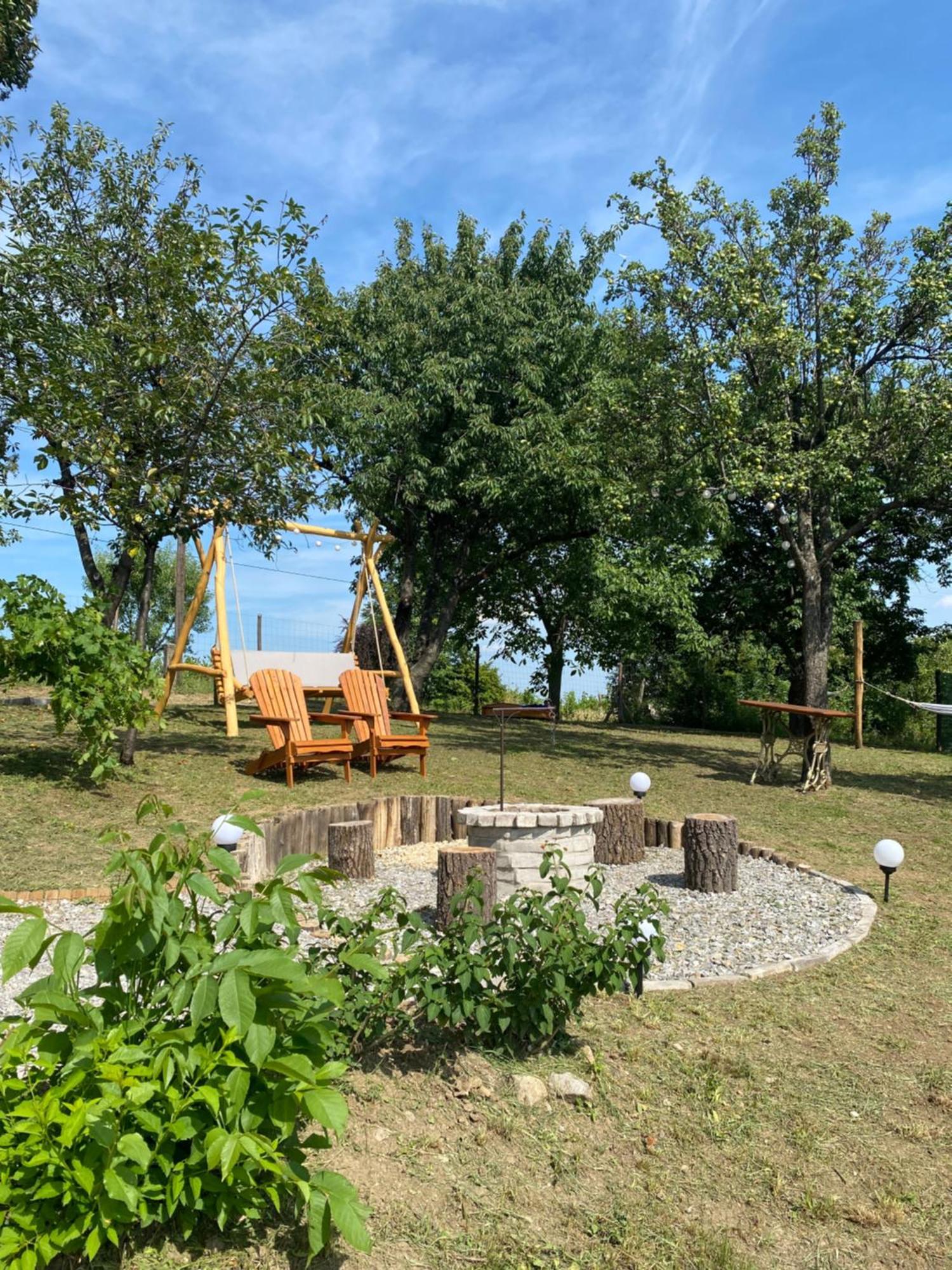 Eged Lodge Eğri Dış mekan fotoğraf